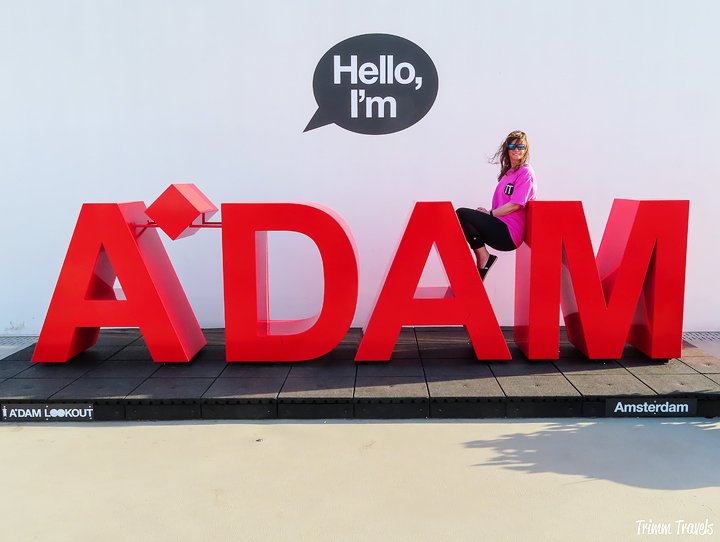 Amsterdam in April. Sounds awesome right? It is! Tulips, canal cruise, great food. I have the perfect relaxing two day spring weekend itinerary for you! #amsterdam #netherlands #holland #spring #april #weekend #itinerary #dutch #travel #destinations #europe